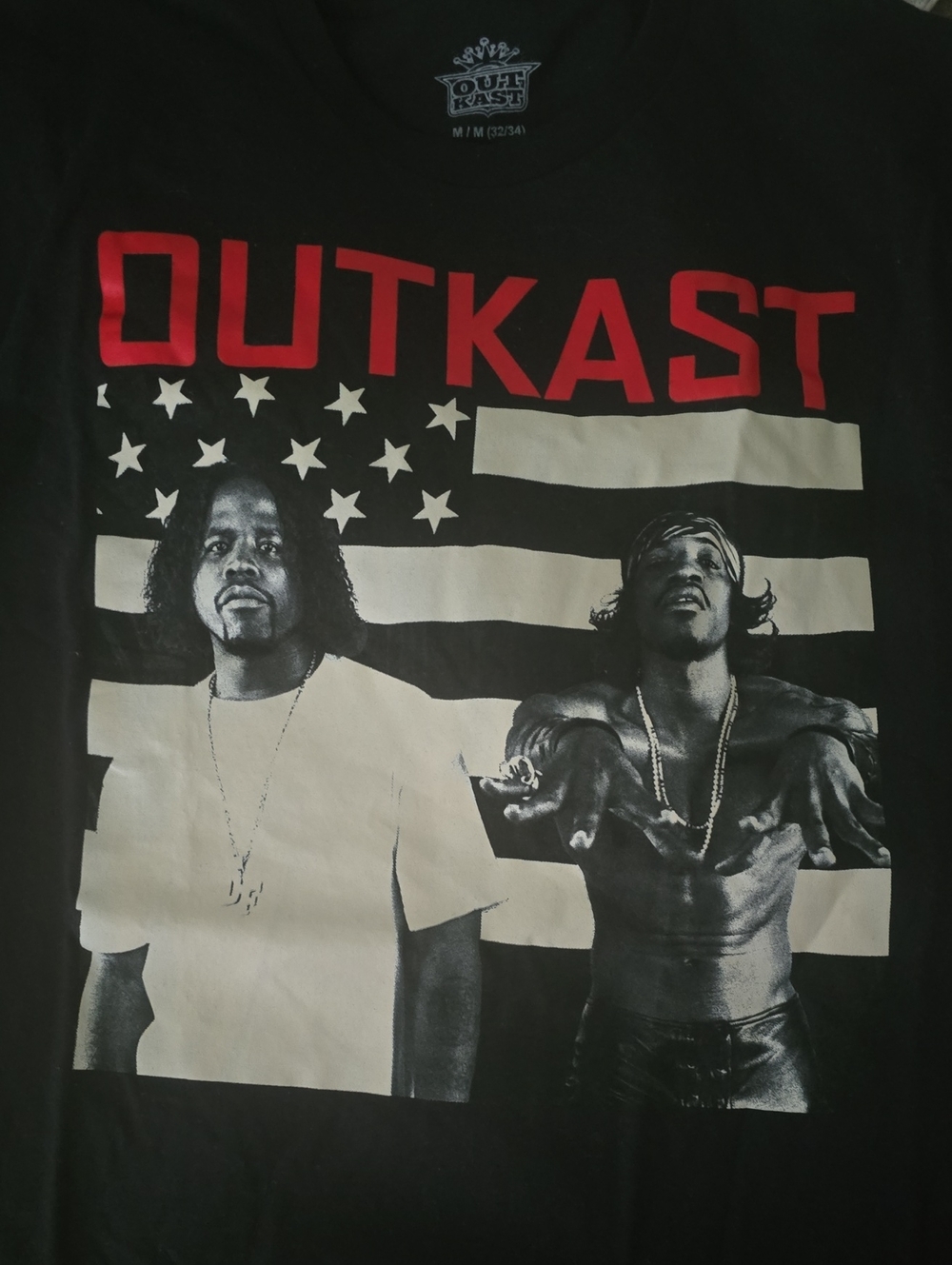 Outkast Short Sleeve Graphic Tee - Black with Red Print